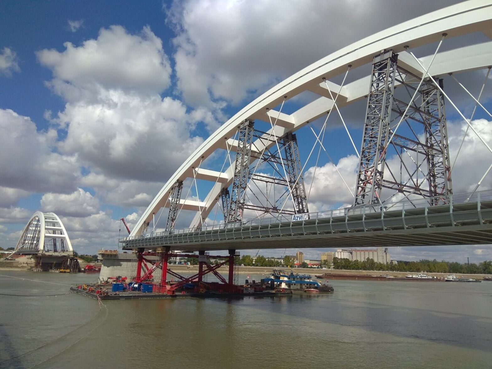 Construction of an industrial hall